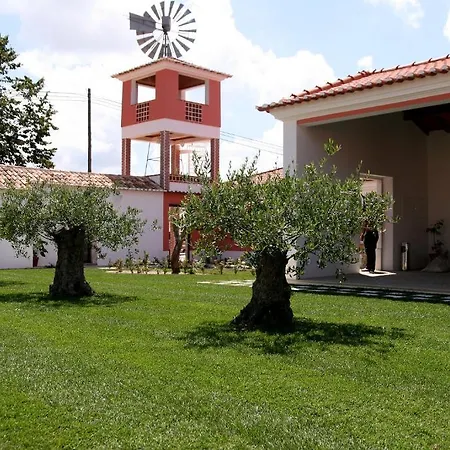 Quinta Alves De Matos Farm stay Souto da Carpalhosa