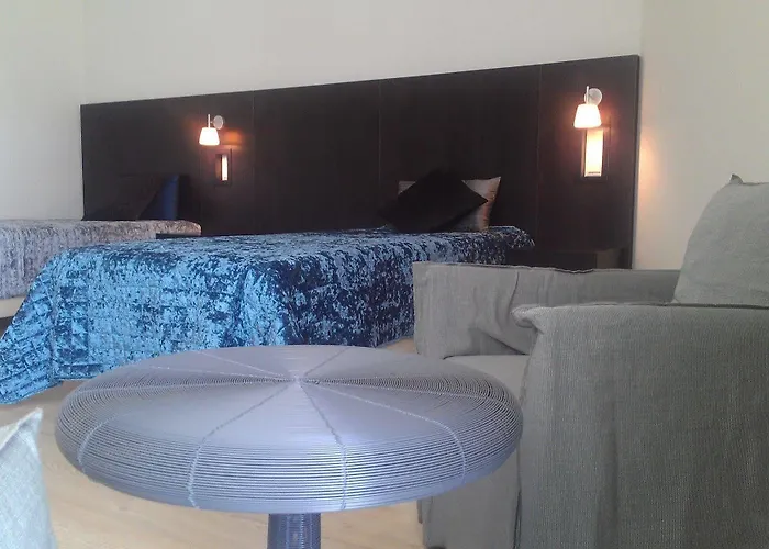 Quinta Alves De Matos *